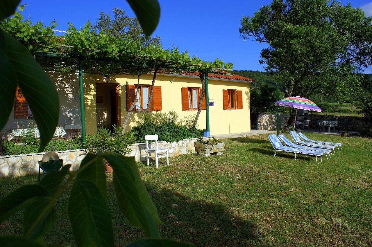 Villa House Vezo Raša Exterior foto